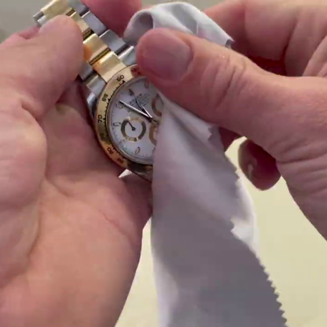 Polywatch Watch Cleaner Solution and Polish, Effective Cleaning, Care and Polishing of High Quality Metal Wristwatches