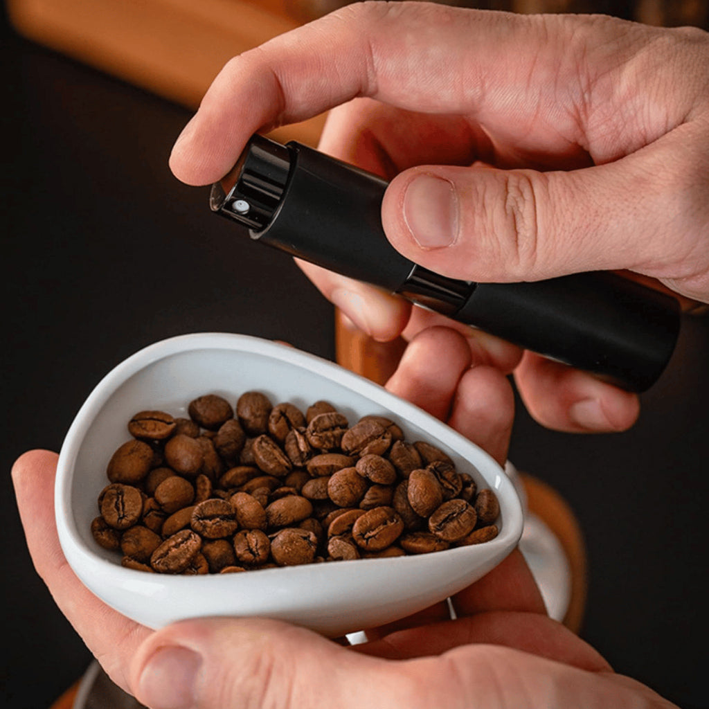 Retractable RDT Spray Bottle for Coffee Grinder Static Reduction