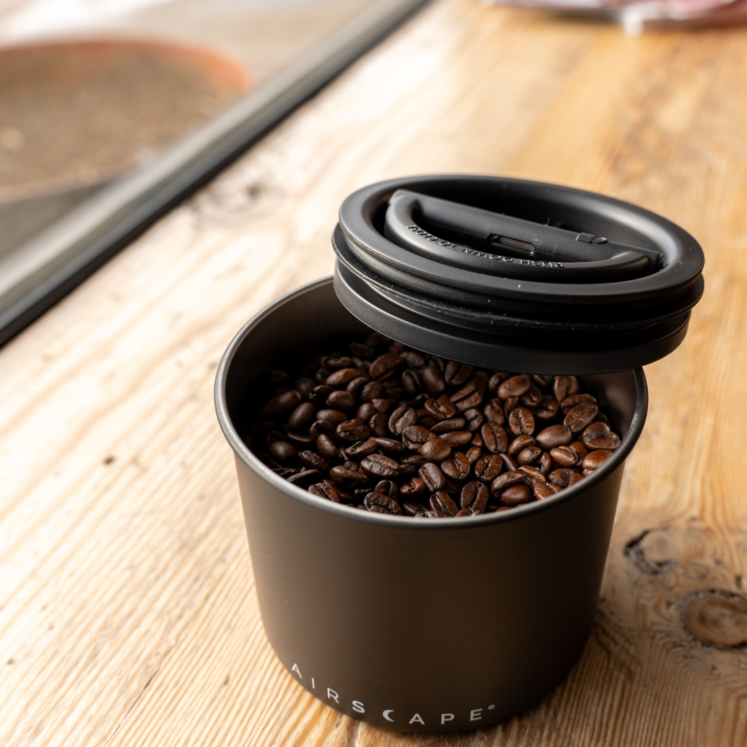 Airscape® Classic Coffee Canister – Oxygen-Removing Storage (250g / 500g / Kilo 1kg)