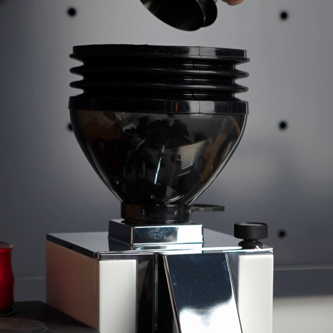 Eureka Mignon Manuale 65 Espresso Grinder, 65mm Flat Burrs, Stepless Grind Adjustment