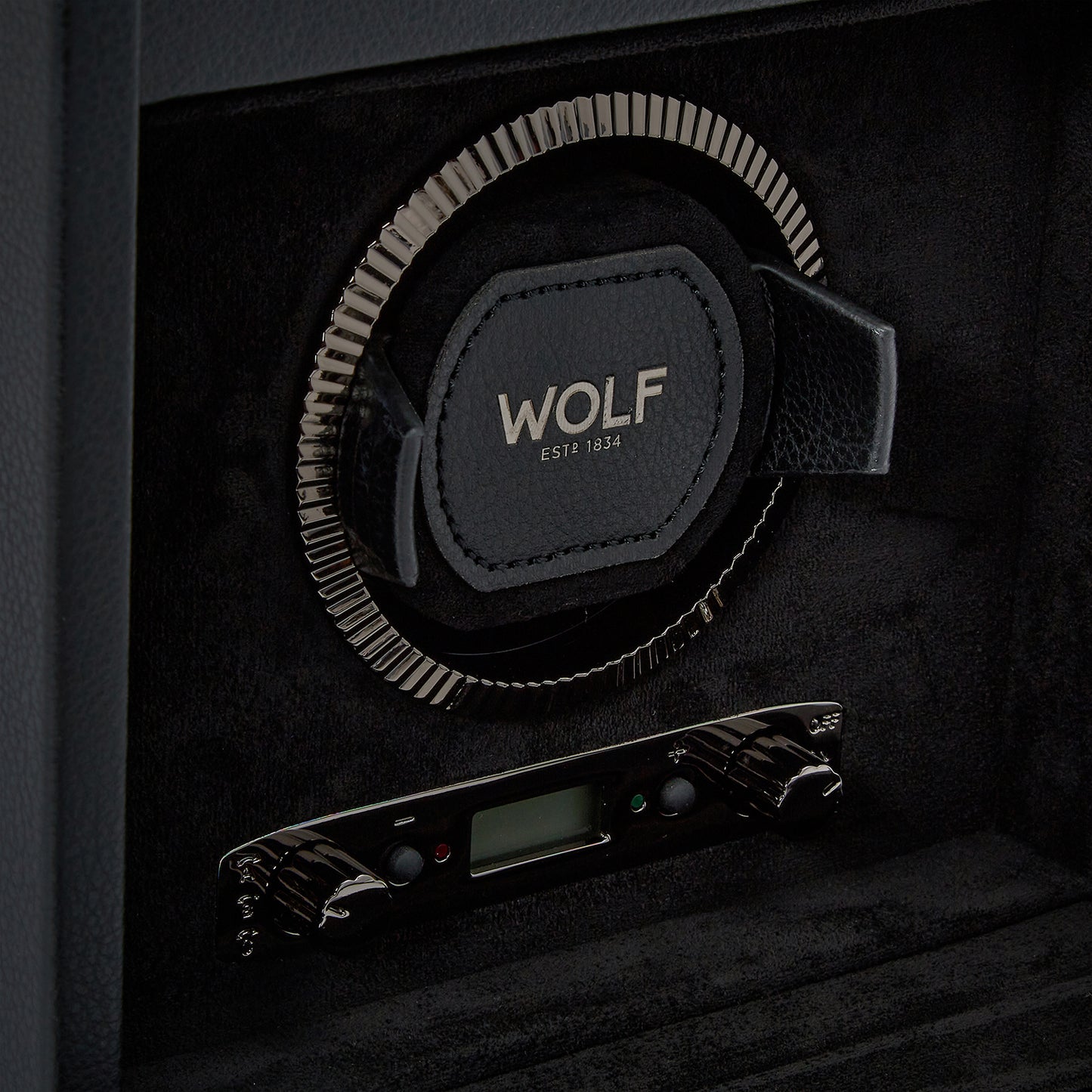 Exquisite British Racing Single Watch Winder by WOLF 1834 - Elegant Automatic Timepiece Maintenance with Storage